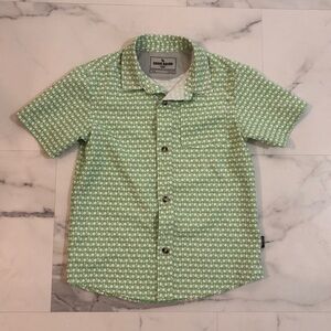⛳️Eddie Bauer⛳️ Green Golf Button-Down Shirt